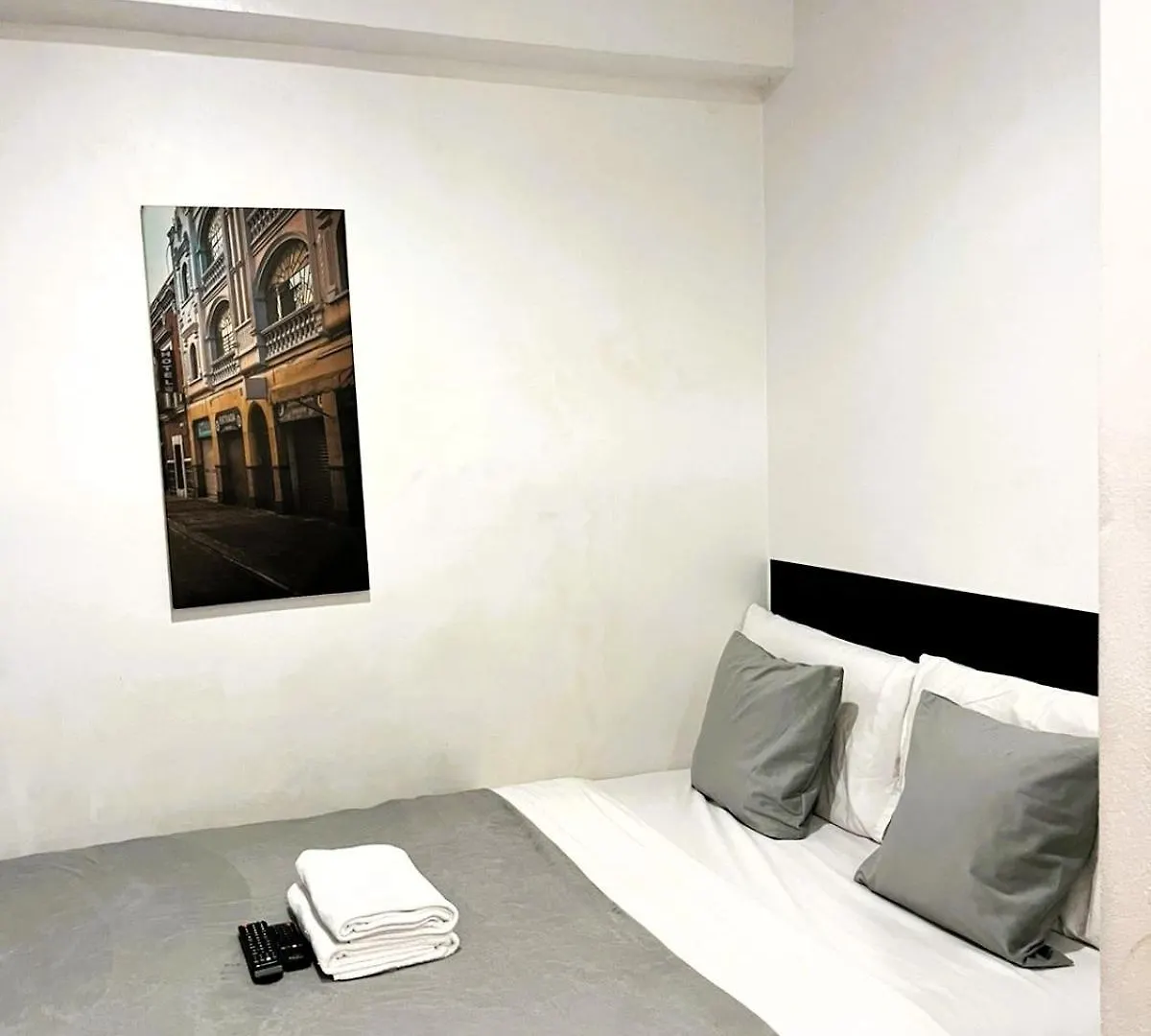 Hotel Bgc Suites Edsa Makati Manila